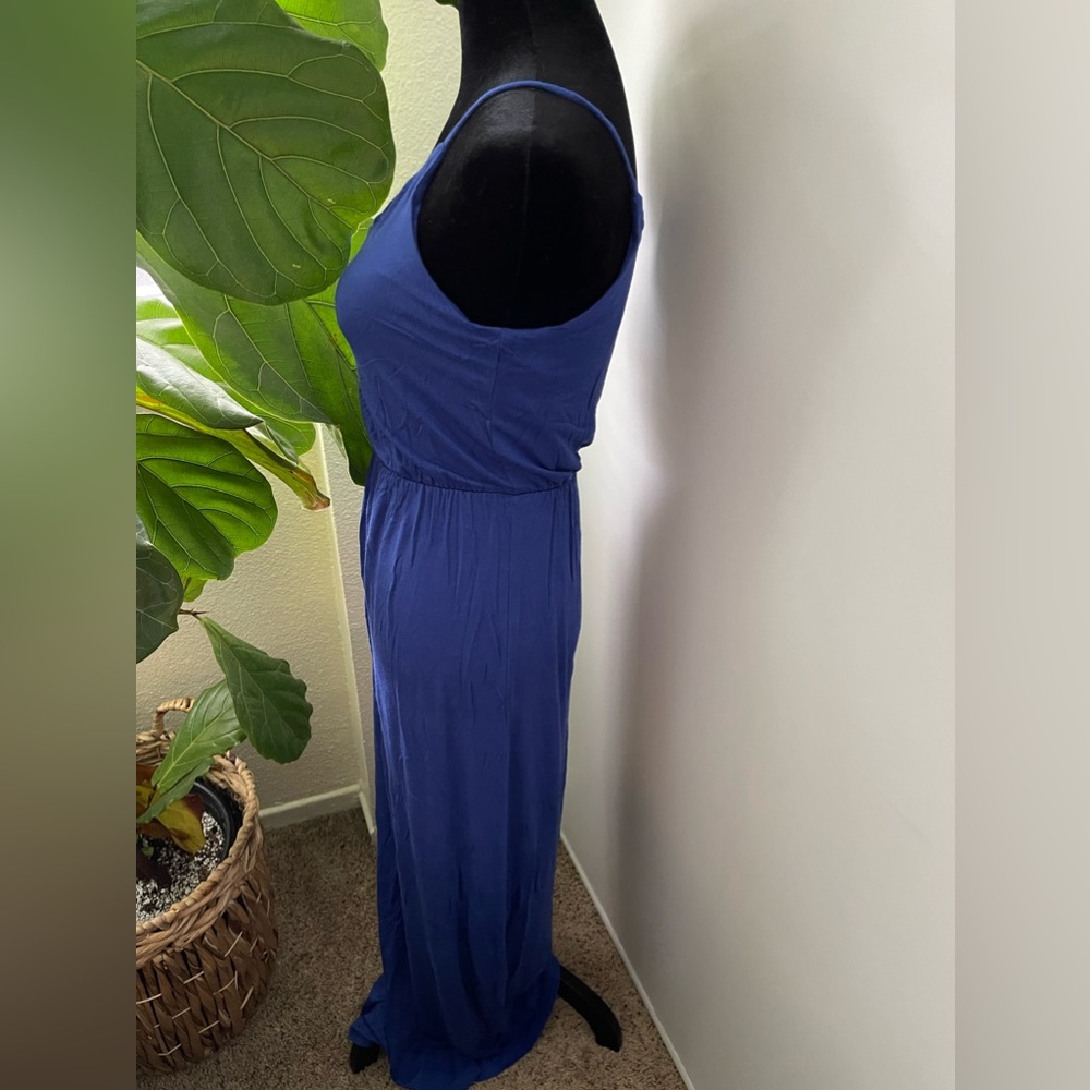 Blue Dress - Picture 4 of 6